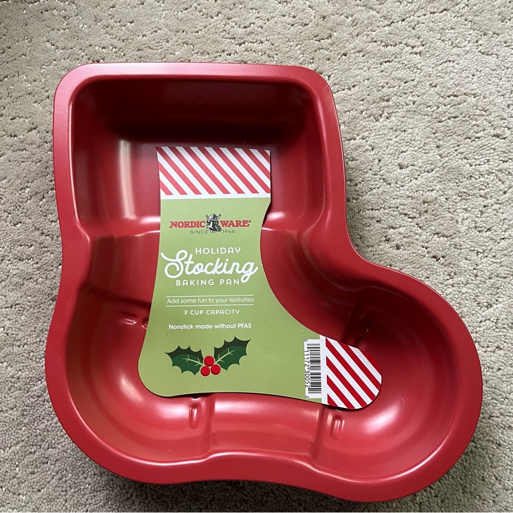 Nordic Ware Holiday Stocking Baking Pan Red 7 Cup Capacity Christmas
